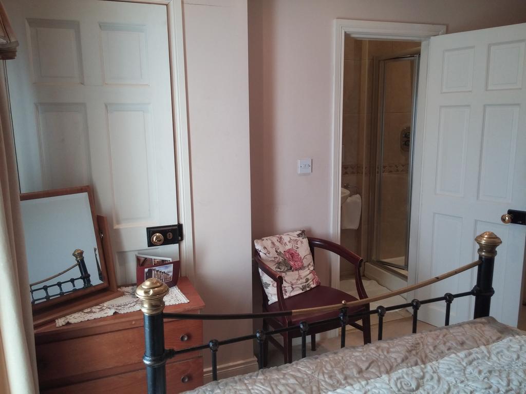 Meath Arms Country Inn Aughrim Habitación foto